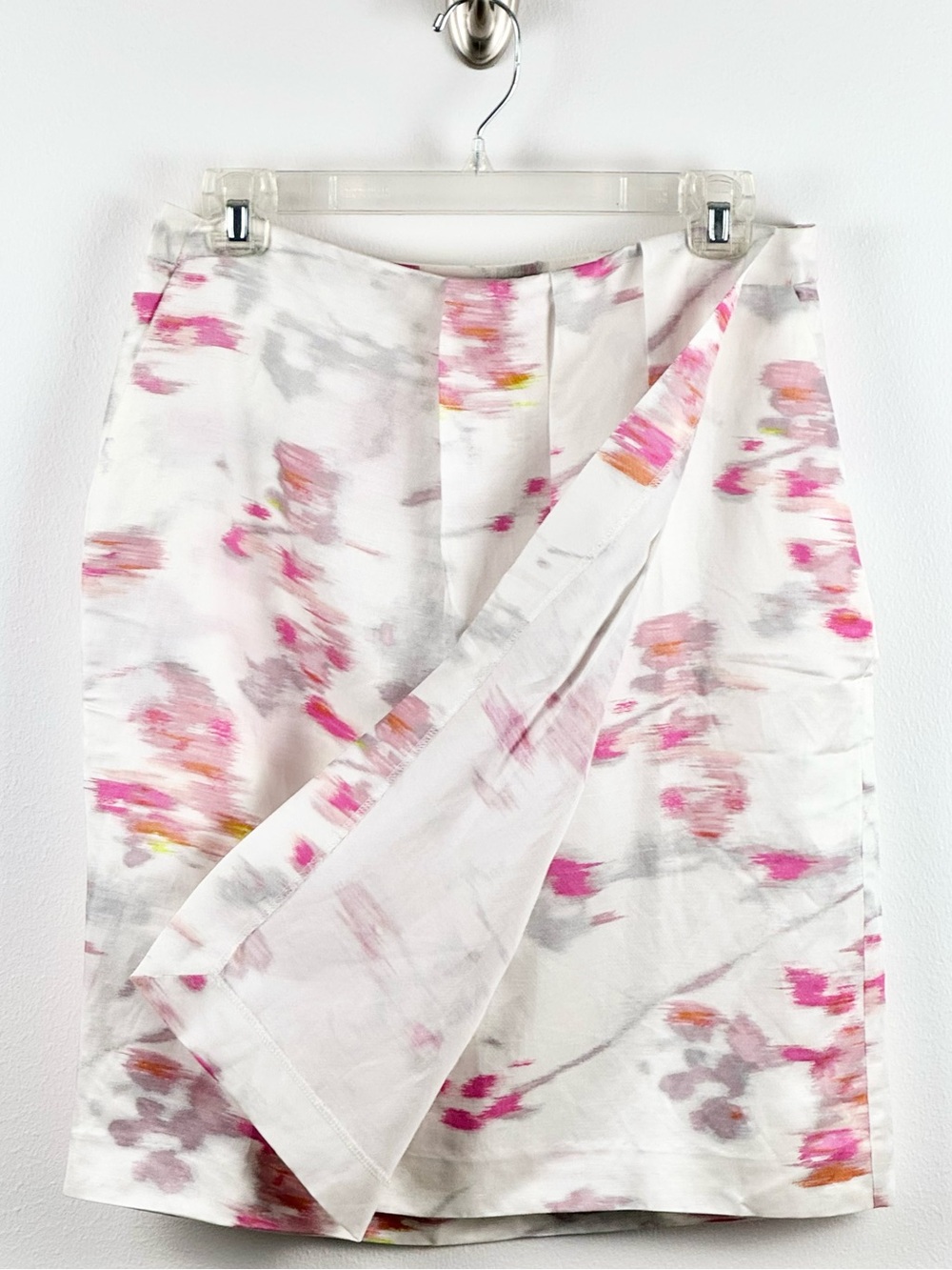 Banana Republic Watersilk Pencil Skirt Size 6